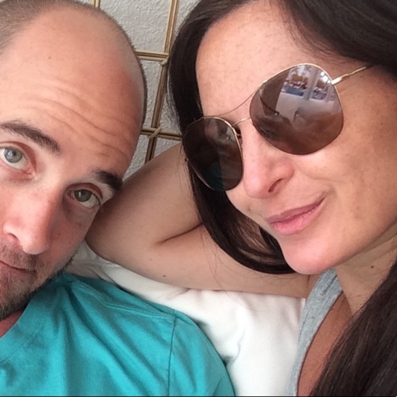 Meet your Posher, Claudia - Picture 3 of 4